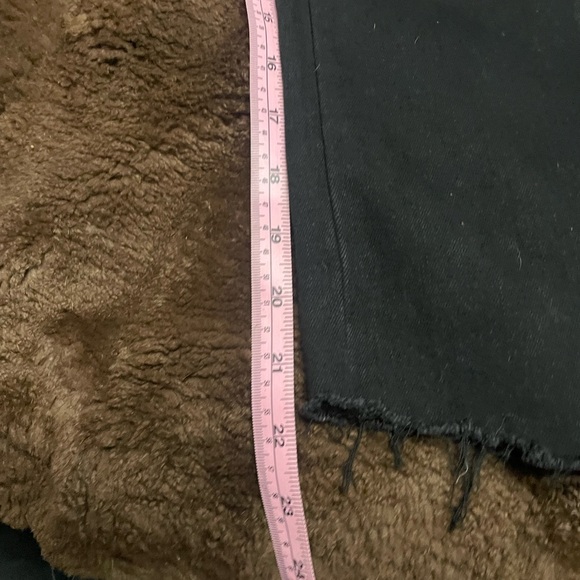 Buckle Hidden High Rise Cropped Black Jeans - Picture 8 of 12